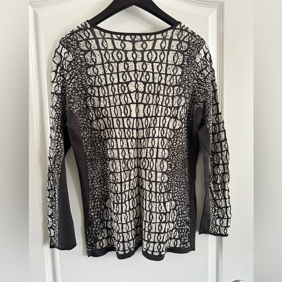 NIC+ZOE Dark Brown and Off White Crocodile Patterned Lightweight Sweater - XL - Picture 3 of 7